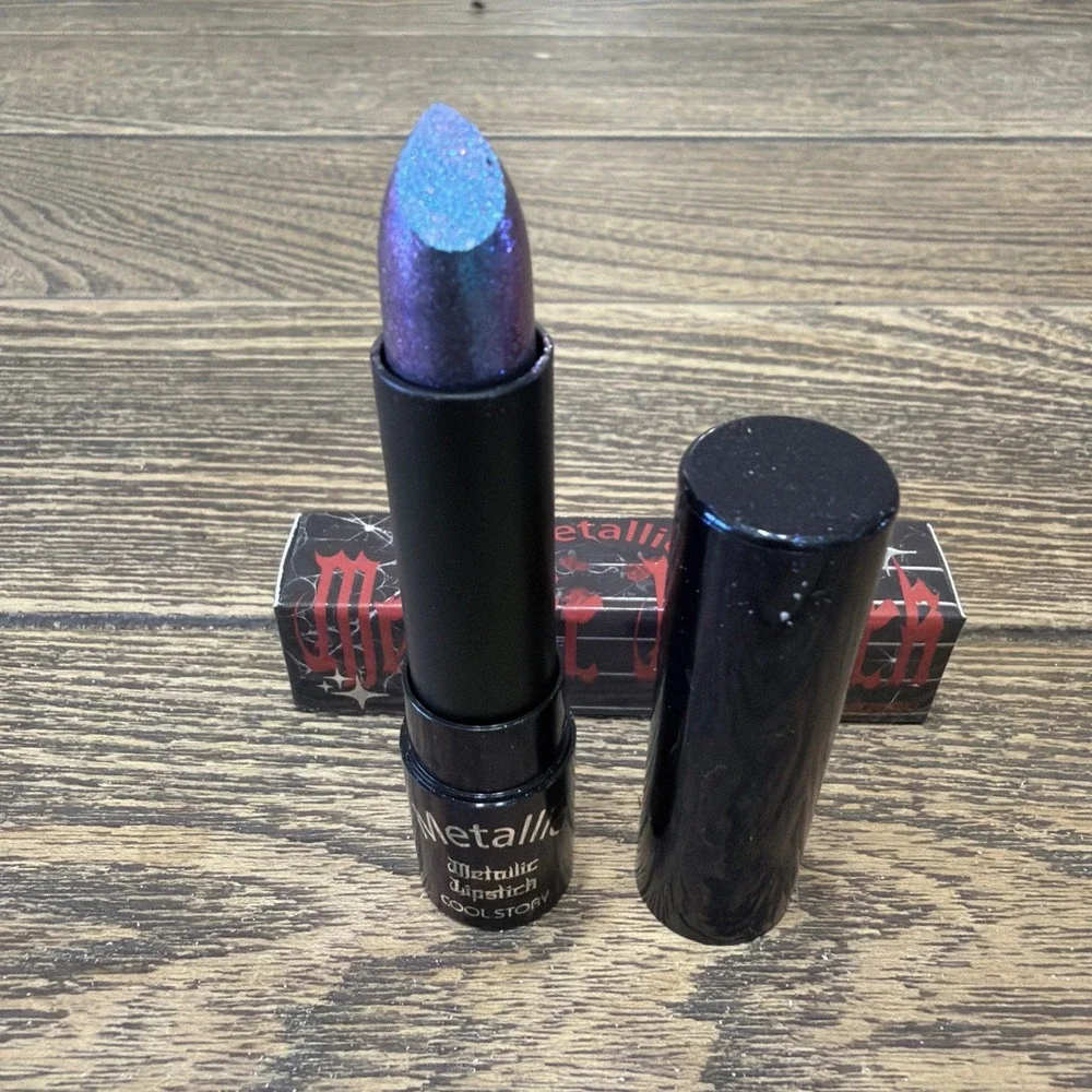 Purple Metallic Lipstick for Women,Lightweight Non-Drying Shimmer Frosted Light
